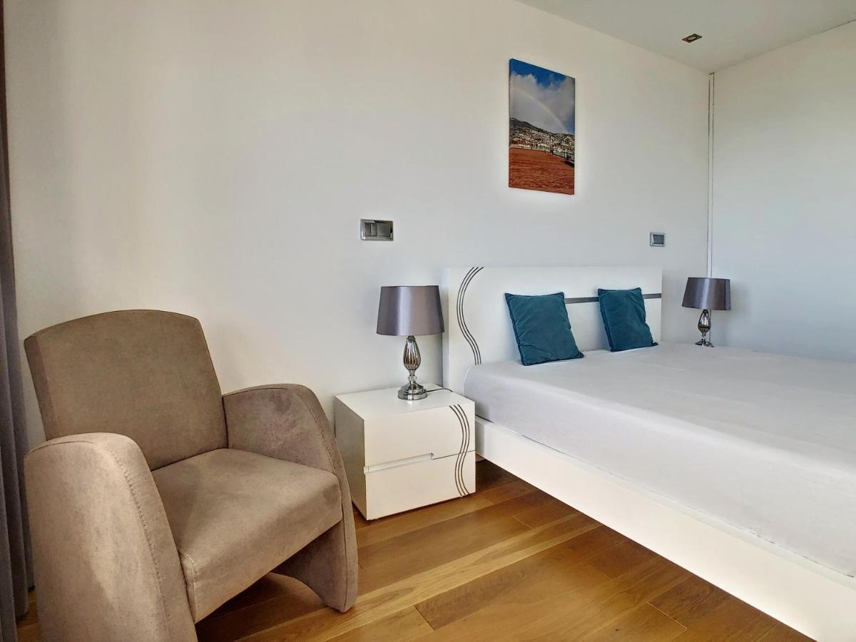 Lynx Barreiros By Lovelystay Funchal  Esterno foto